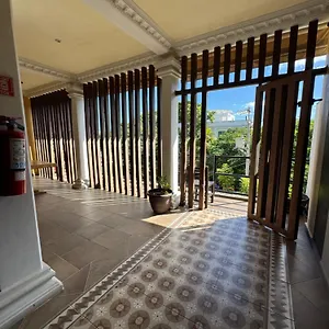 Hotel Center, Cancun