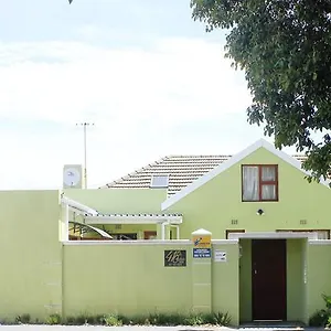*** Bed & Breakfast 41 On Cedar South Africa