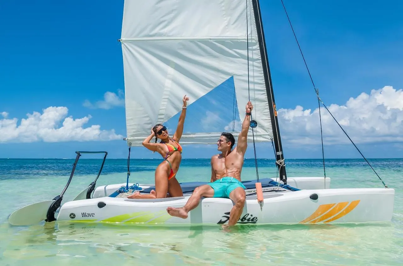 Temptation At The Tower Cancun Resort (Adults Only)