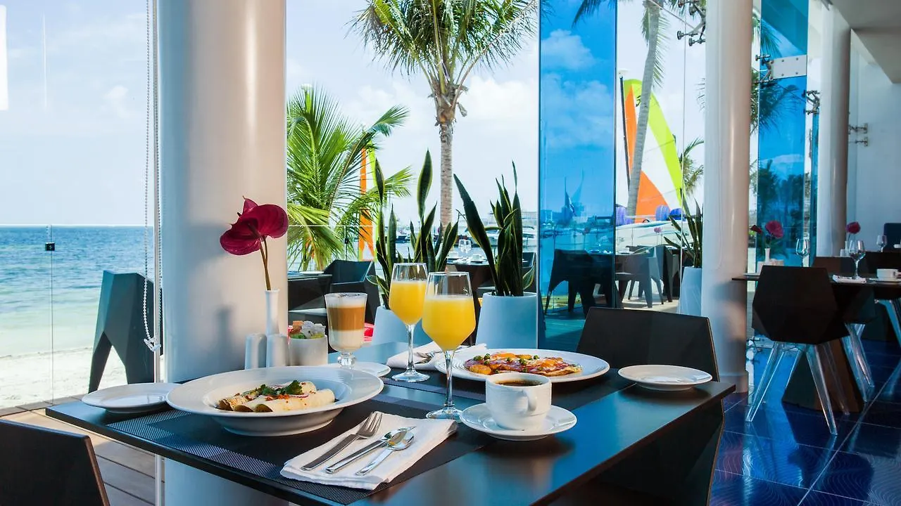 *****  Temptation At The Tower Cancun Resort (Adults Only) Mexico