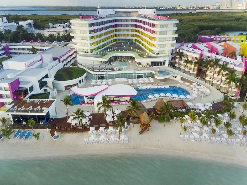 Temptation At The Tower Cancun Resort (Adults Only)